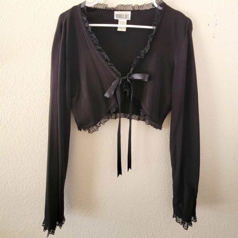 Robbie Bee cropped long sleeve